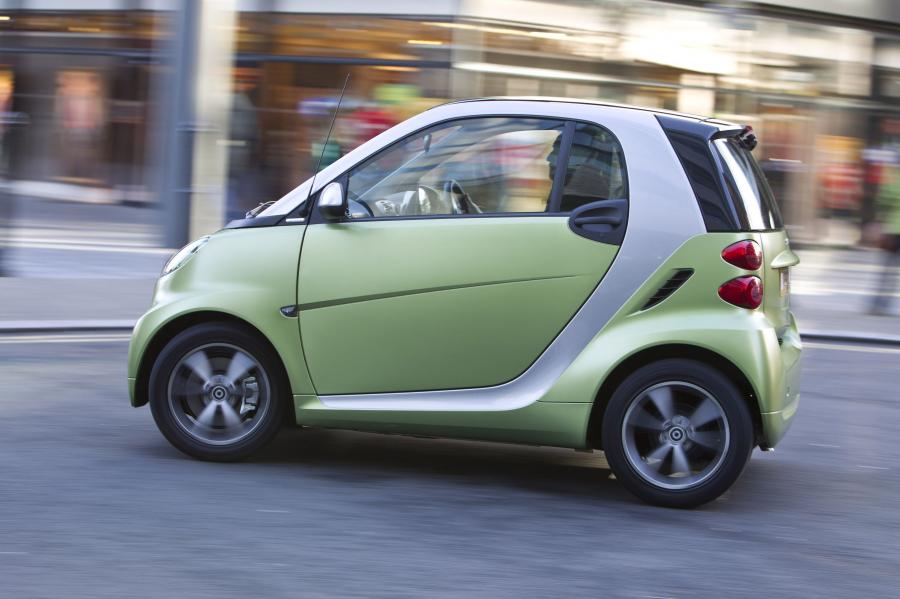  Smart ForTwo Lightshine Edition 2011 года  (UK) (фото 10 из 15)